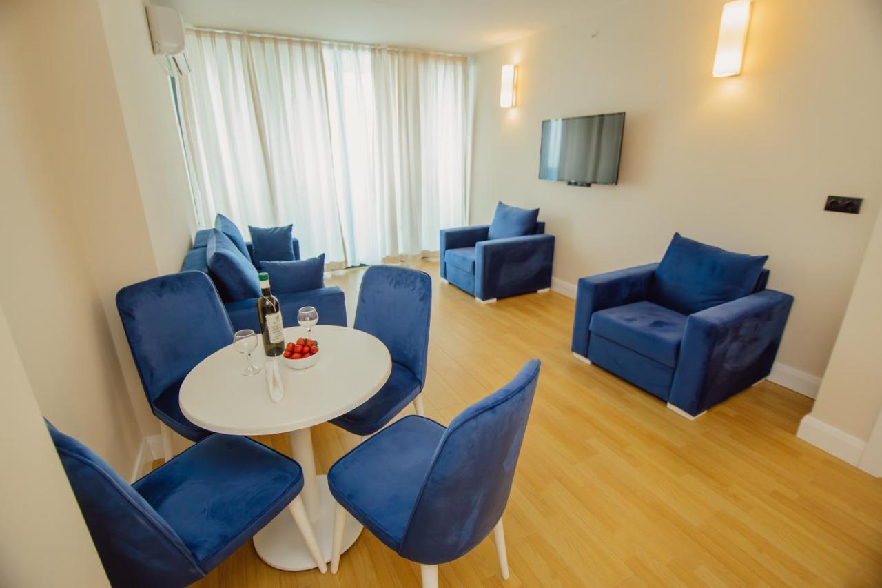 Ferienwohnung V. Orbi City Batumi Zimmer foto